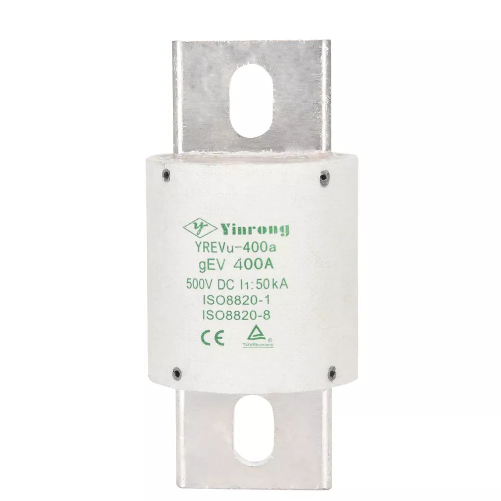 Kokios yra pagrindinės EV ir HEV įkroviklio saugiklio saugos savybės